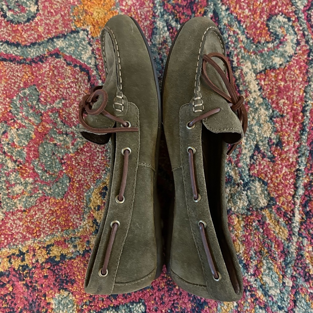 Born | Women’s Olive Green Suede Leather Slip On Driving Loafers Moccasins 8.5 - Picture 5 of 16
